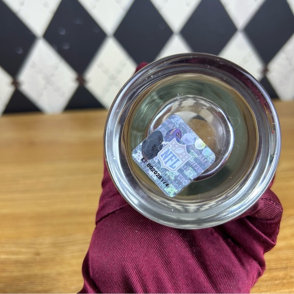 Dallas Cowboys 3D Medallion Pilsner Glasses,
 NFL Logo Beer Glassware - Picture 5 of 7